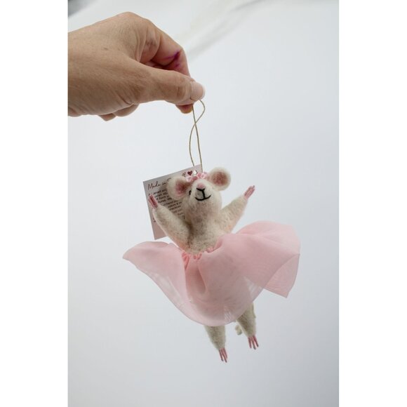Lanart Angelina Ballerina Mouse Alpaca Needle Felting 93770 - Picture 4 of 5